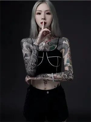 惊悚游戏女性